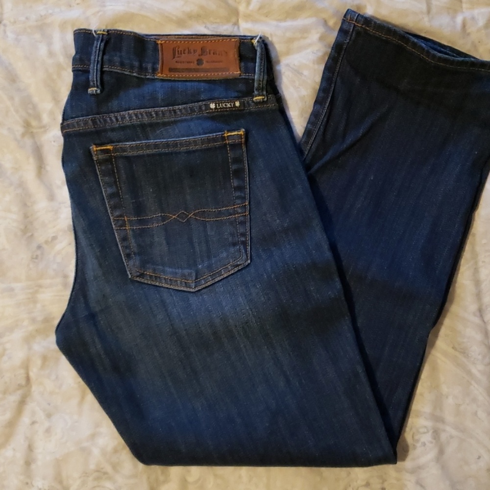 EUC lucky brand cropped jeans